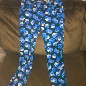 Floral jeans adorable Abercrombie!